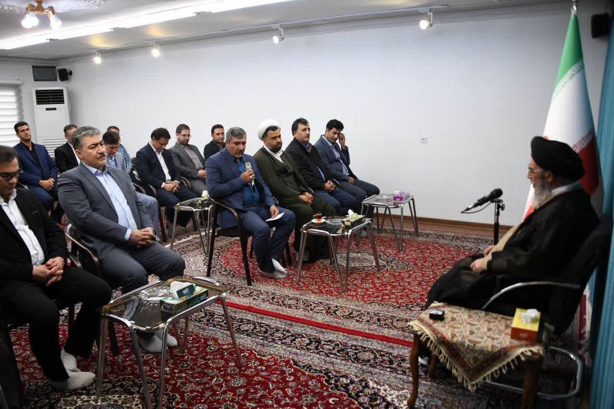 امام جمعه اصفهان