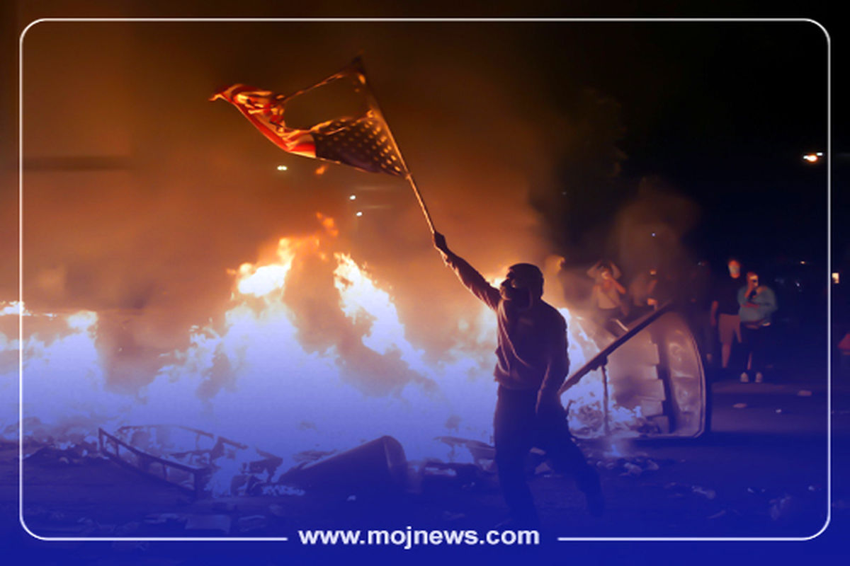 کاور بی احترامی به پرچم موج