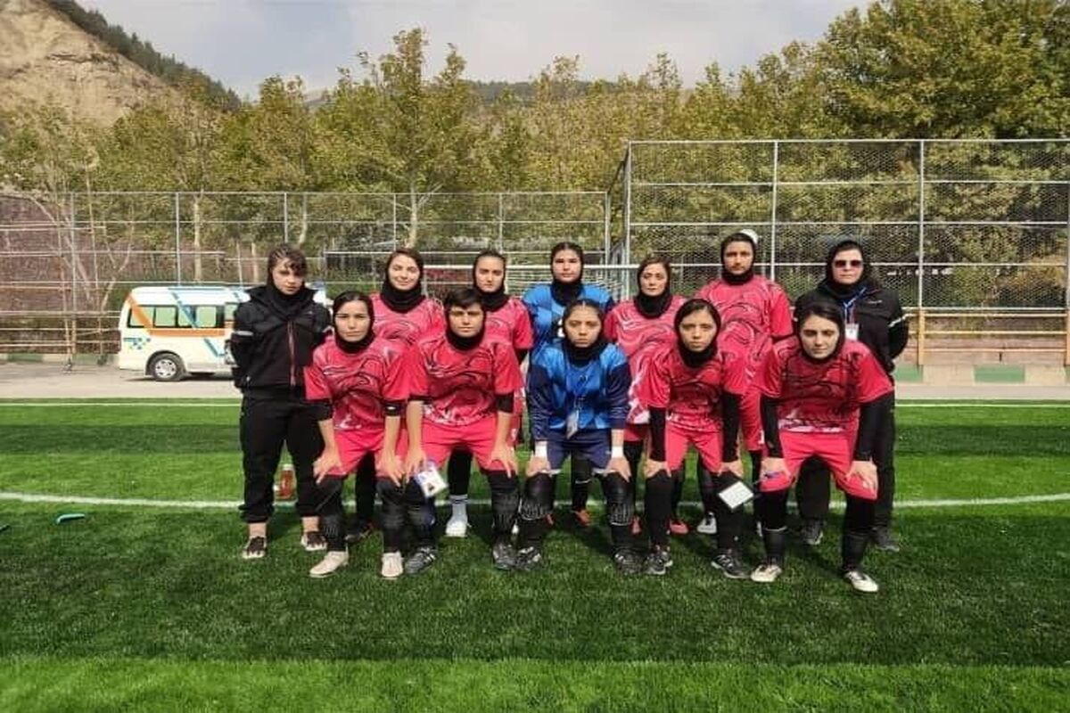 مینی فوتبال 