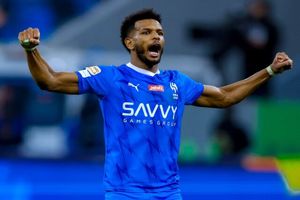 مدافع جنجالی و پرحاشیه‌ در فهرست فروش الهلال قرار گرفت