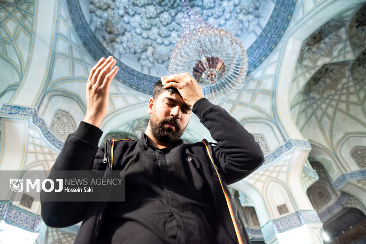 مراسم احیای شب بیست و سوم ماه رمضان در حرم عبدالعظیم حسنی