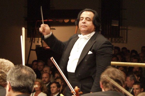 علی رهبری پنجمین فصل رهبری در اپرای مارینسکی را آغاز کرد