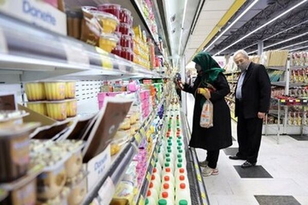 کالاهای اساسی در فروشگاه‌های پایتخت به وفور وجود دارد