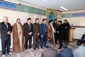 از فرهنگیان لرستانی مدافع حرم تقدیر شد