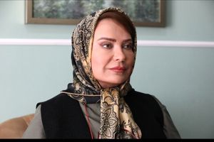 «نقاب» با بازی لعیا زنگنه به نماوا می‌آید