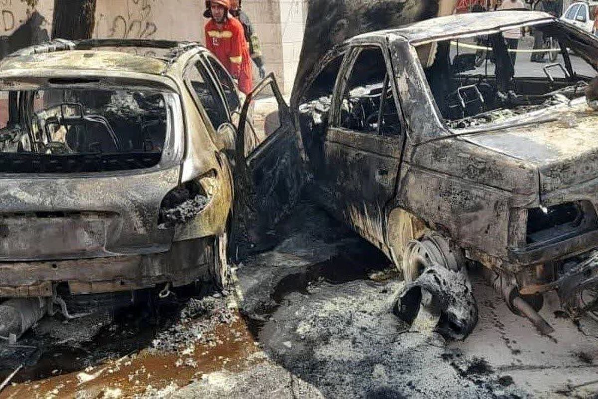 دو دستگاه خودرو سوخت 