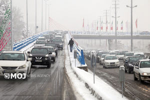 هشدار پلیس راهور درباره برف و تصادفات زنجیره‌ای