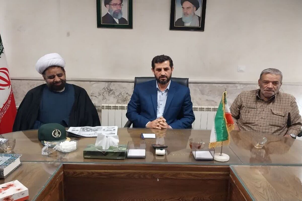 فرماندار تاکستان