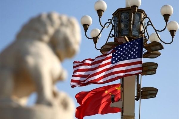 نمی‌توان هم‌زمان مذاکره و تهدید کرد