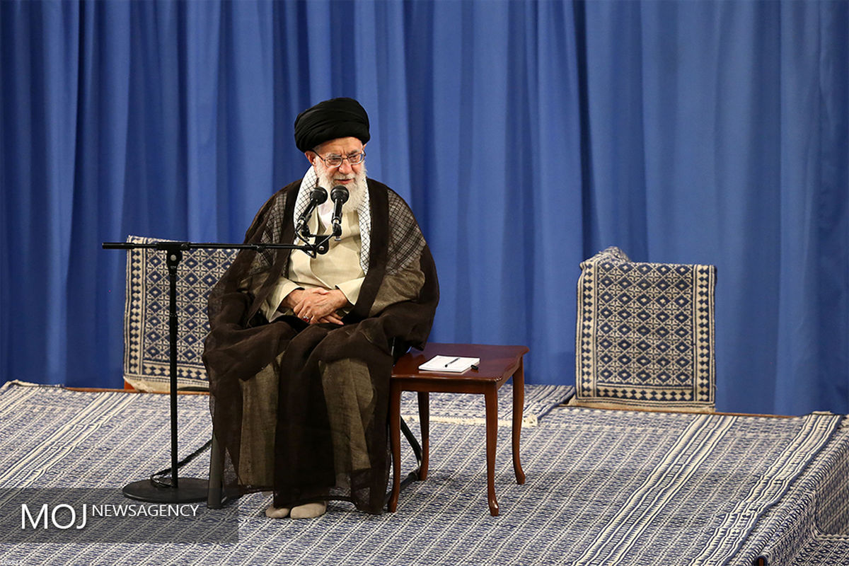 دیدار جمعی از طلاب سراسر کشور با مقام معظم رهبری