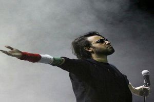 کنسرت کاوه آفاق در برج میلاد