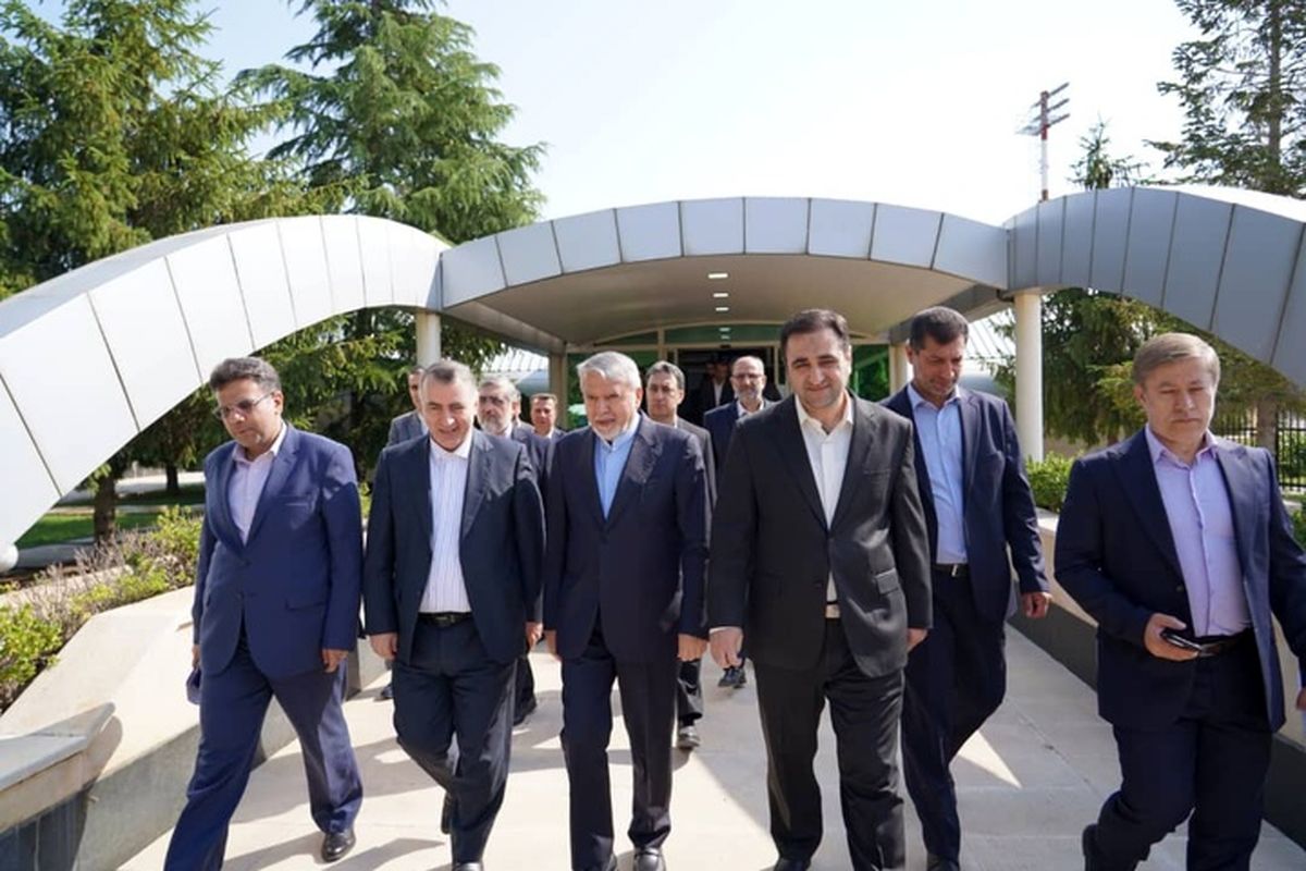 وزیر میراث فرهنگی