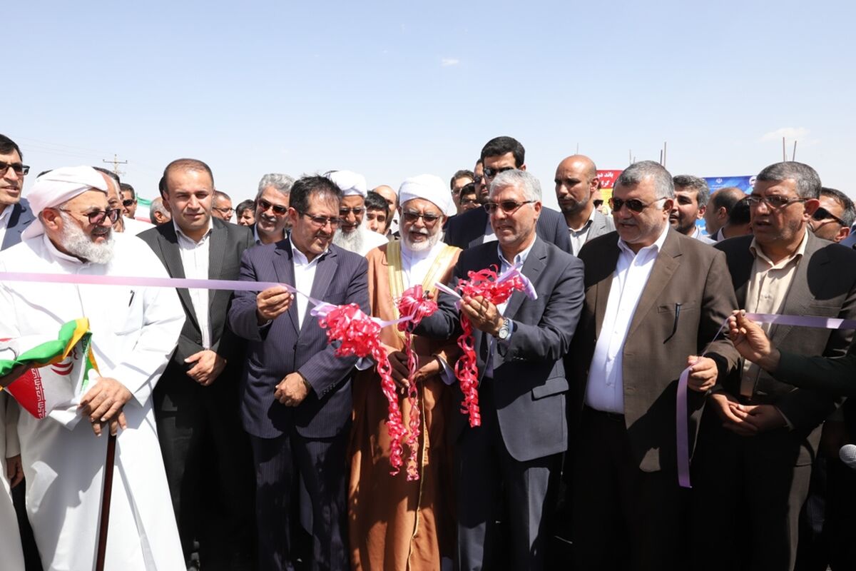 استاندار فارس در مراسم بهره برداری از پروژه باند دوم محور گراش-اوز