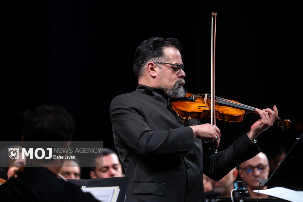 کنسرت ارکستر سمفونیک تهران به رهبری پانیذ فریوسفی