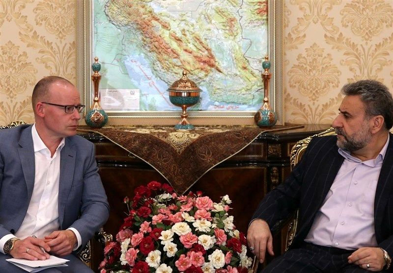 ایران با آمادگی کامل از دستاوردهای انقلاب اسلامی دفاع میکند