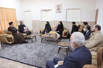 دیدار رئیس جمهور با خانواده شهید مدافع امنیت امیر کمندی