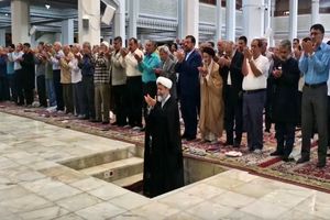 نماز عید سعید قربان در حرم مطهر شاهچراغ (ع) اقامه شد 