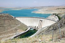 کاهش ذخیره سد زاینده رود به 126 میلیون متر مکعب / کاهش 81 درصدی حجم ذخیره شده  در بلند مدت