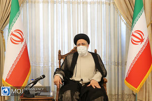  دیدار آیت الله رییسی با علما و مراجع تقلید