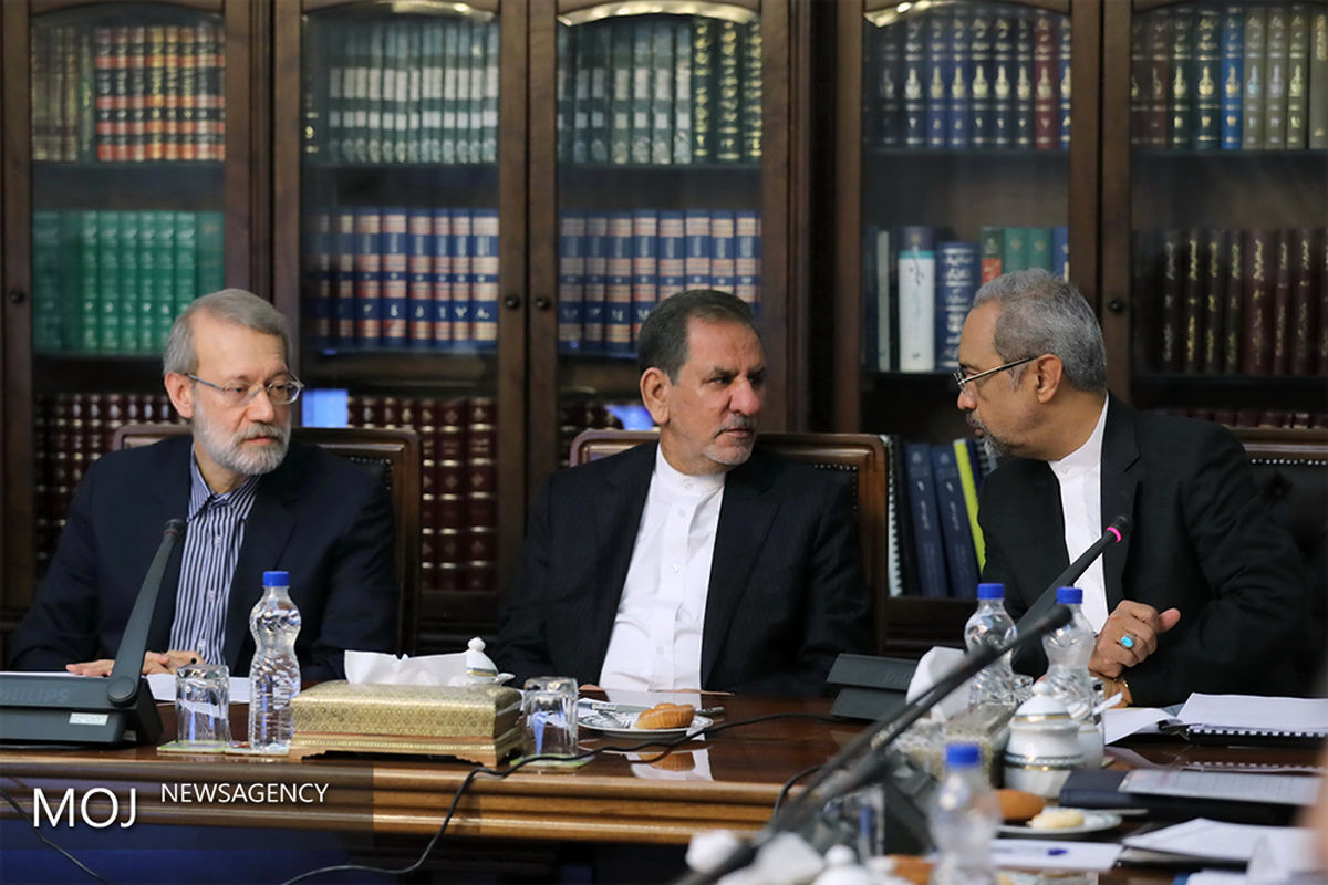 نشست اقتصادی سران قوای سه گانه