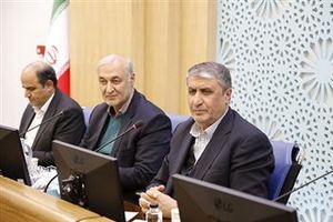 دست یابی به دانش هسته‌ای اقتدارگرا و قدرت ساز است