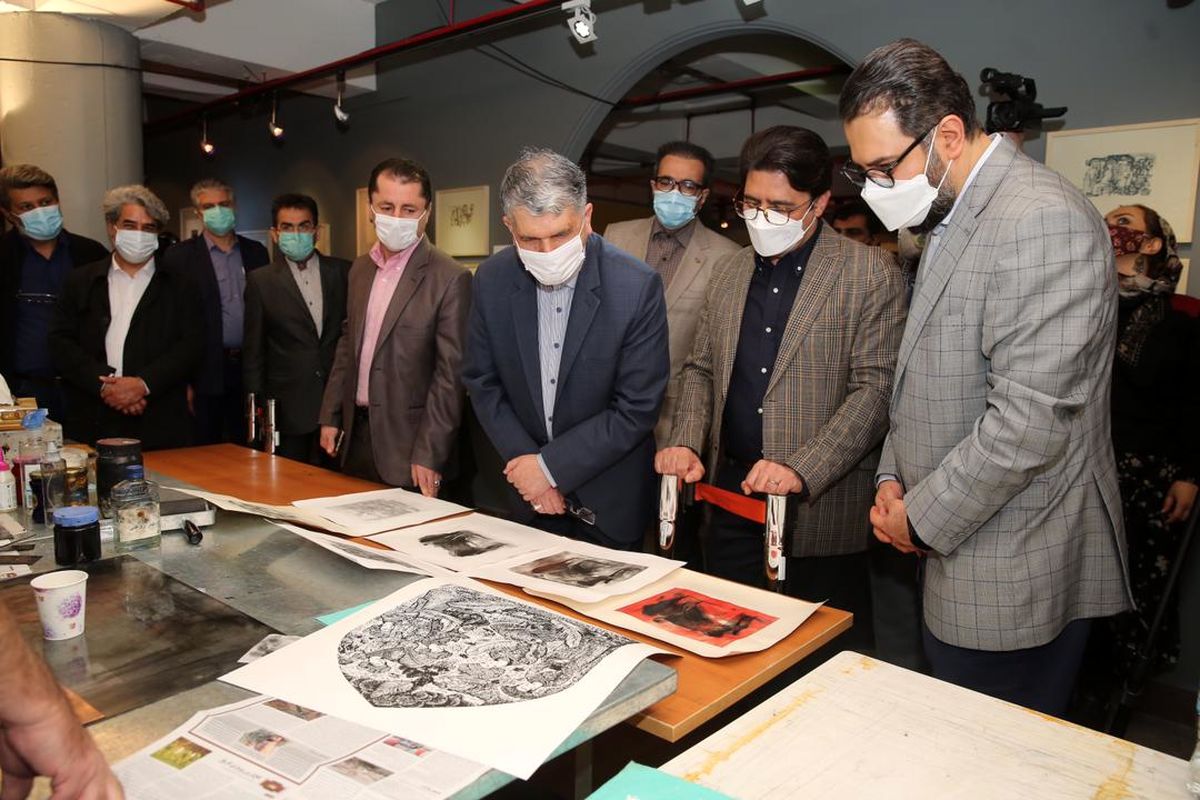 بازدید وزیر ارشاد از جشنواره تجسمی فجر4