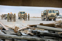 شروع خروج نیروهای آمریکایی از پایگاه عین‌الاسد در غرب عراق