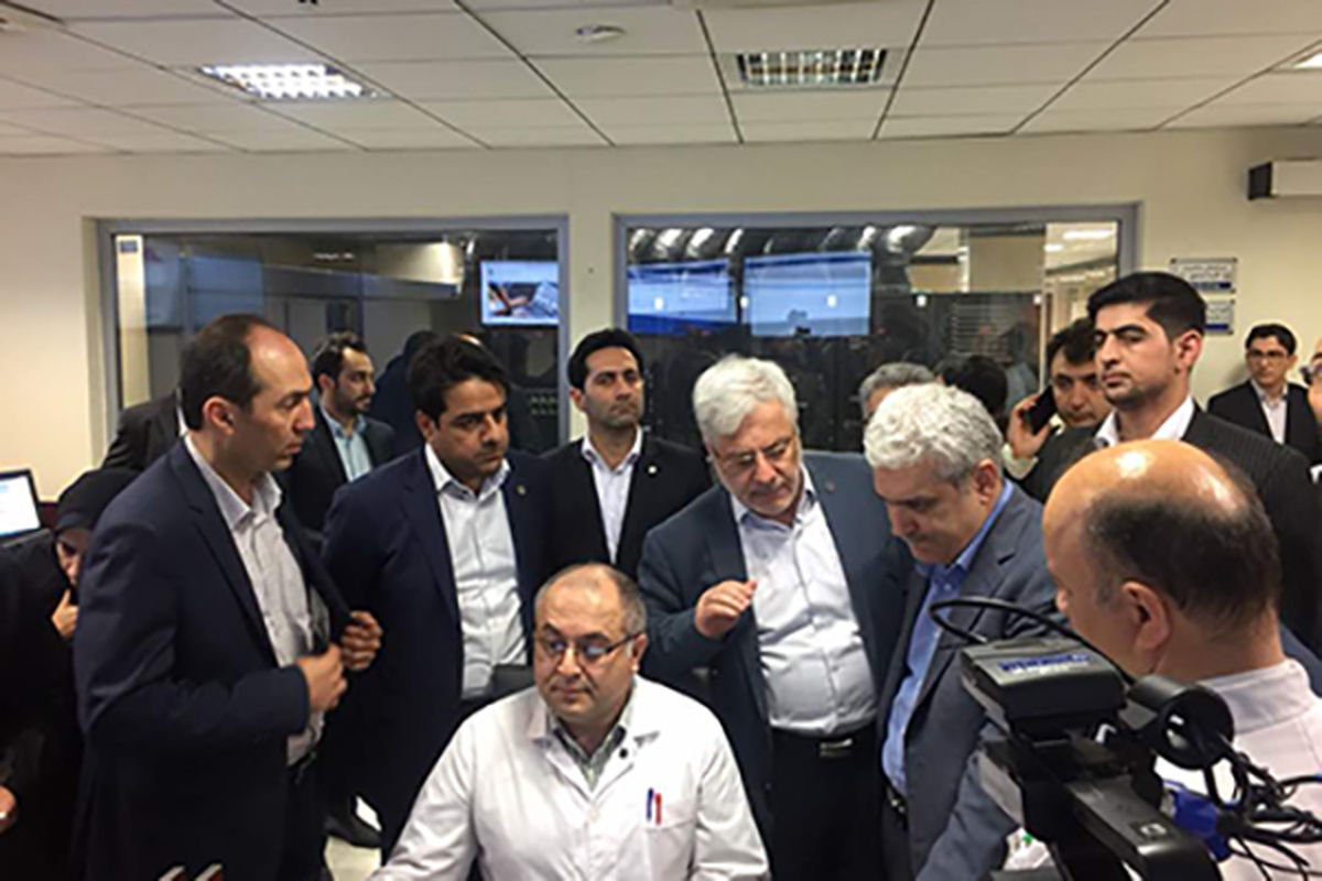 سورنا ستاری