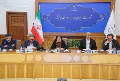وزیر راه و شهرسازی برای ساماندهی و اصلاح مسیرهای مبادی زمینی کشور دستور داد