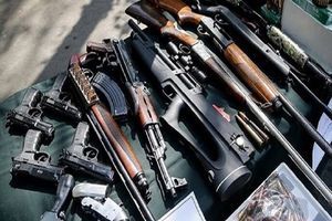  ۱۶ قبضه اسلحه قاچاق با دستور دادستان ایلام توسط مرزبانی استان کشف و ضبط شد