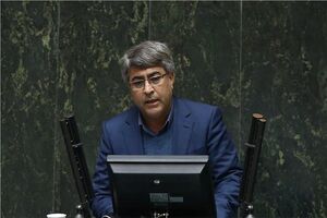 متاسفانه ما در کشور با ساختاری غیرپاسخگو طرف هستیم