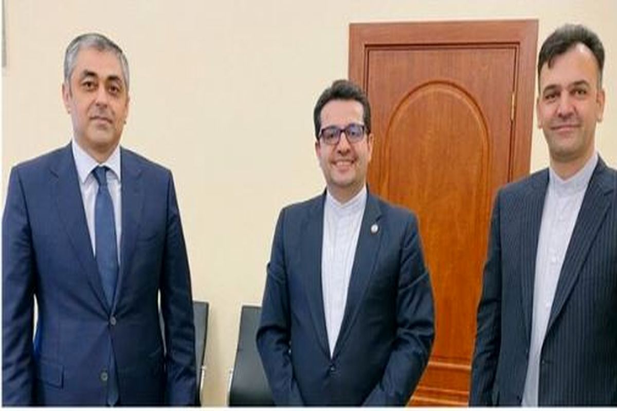 دیدار سفیر ایران در باکو با وزیر حمل و نقل و ارتباطات آذربایجان