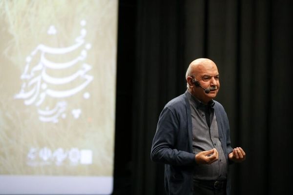 از جزئیات کوچک می‌توان جهان ساخت