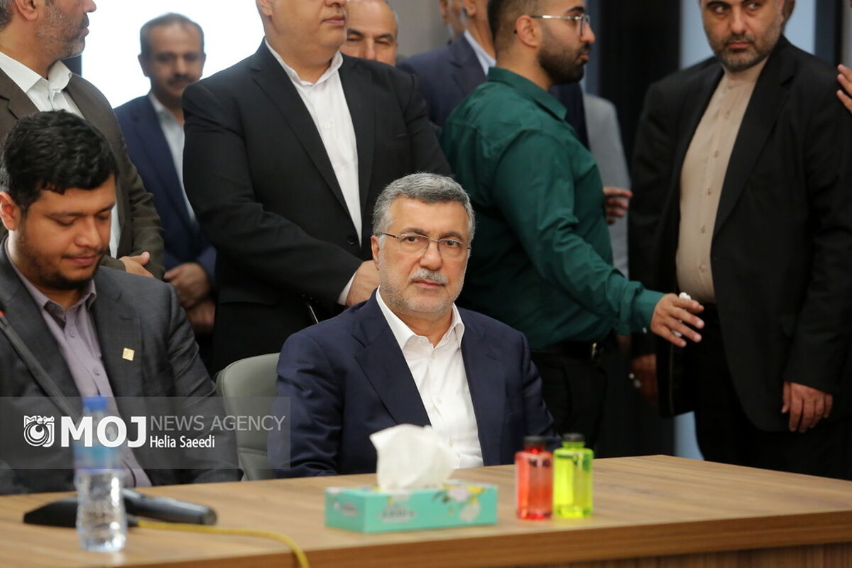 ظفرقندی + وزیر بهداشت
