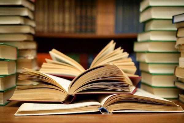 کتاب جدید شفیعی کدکنی به نمایشگاه کتاب رسید