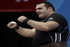 رکورد یک ضرب وزنه بردارى سنگین وزن جهان شکست