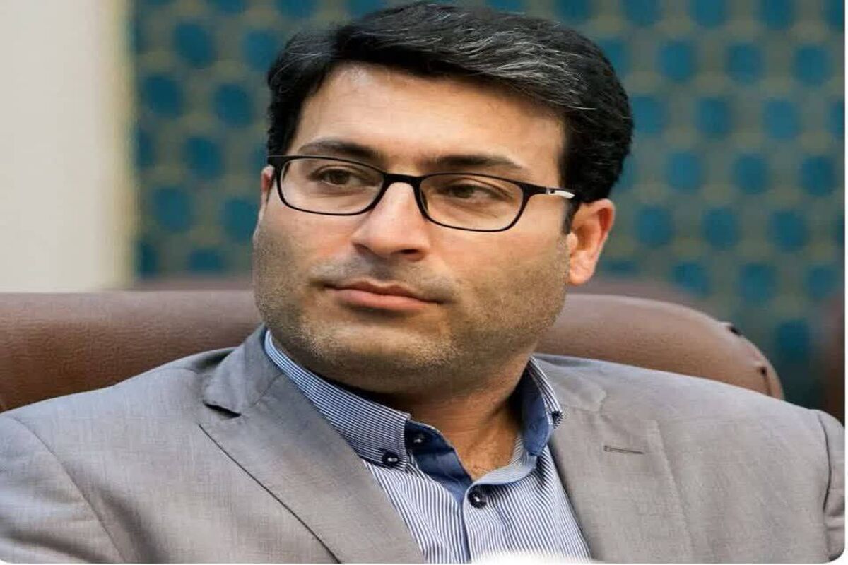اشكان كريمی مديركل دفتر هماهنگی عمرانی و خدمات روستايی سازمان شهرداری ها و دهياری های كشور