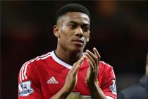 همسر پیشین مارسیال با طرفداری از ایبرا به او دهان کنجی کرد + تصویر