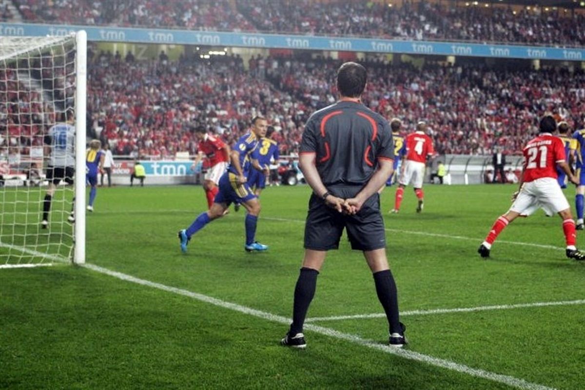 کمک داور چهارم