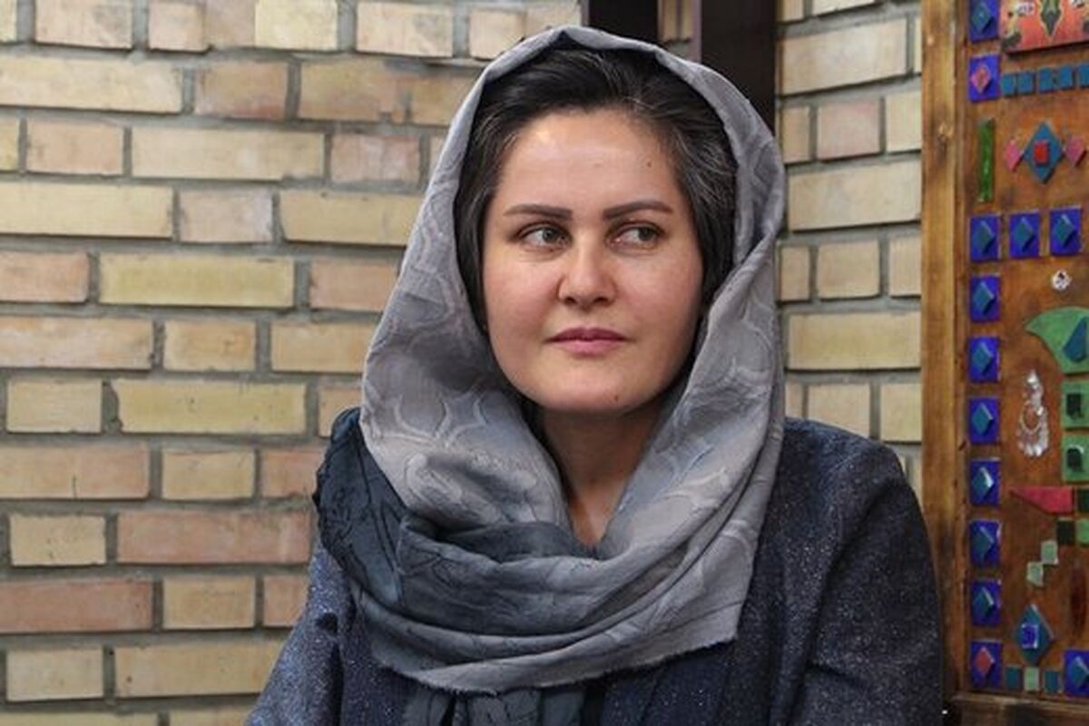 صحرا کریمی
