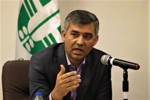 پساب نفتی از انبار نفت شرکت پخش فراورده‌های نفتی به رودخانه فصلی وارد شد/بخشی از مواد نفتی به ساحل رسیده است