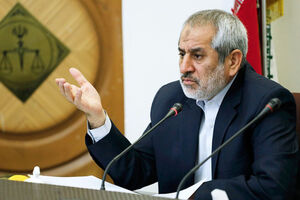 رد عامدانه بودن فرار متهم پرونده "سکه ثامن" از سوی دادستان تهران