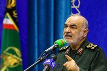 اجر و عظمت صبر خانواده شهیدان کمتر از شهیدان نیست