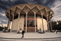 تئاتر شهر ۱۴ و ۱۶ خرداد ماه تعطیل است