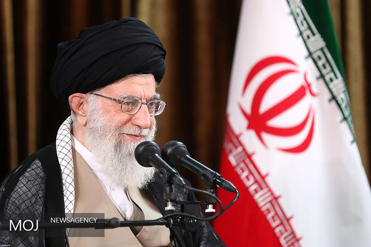 دیدار وزیر و مسئولان وزارت امور خارجه با مقام معظم رهبری