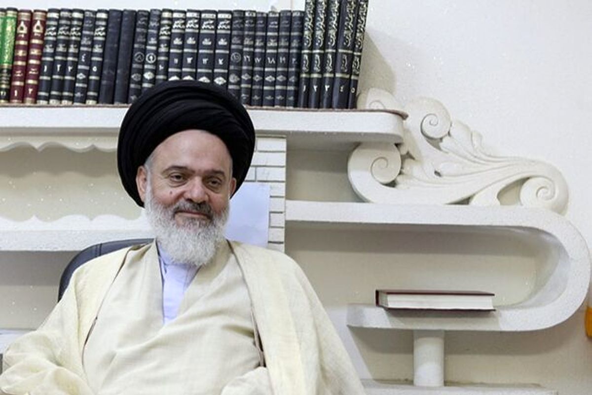  آیت الله حسینی بوشهری