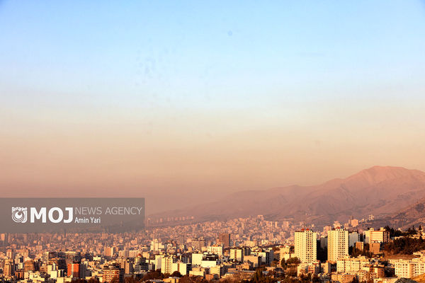هوای تهران در وضعیت نارنجی و «ناسالم» برای گروه‌های حساس قرار گرفت