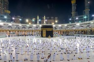 تغییر مسیر عمره‌گزاران در مسجدالحرام در ایام کرونا