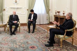 توسعه روابط با همه کشورها در چارچوب تأمین منافع مشترک از اصول سیاست ایران است