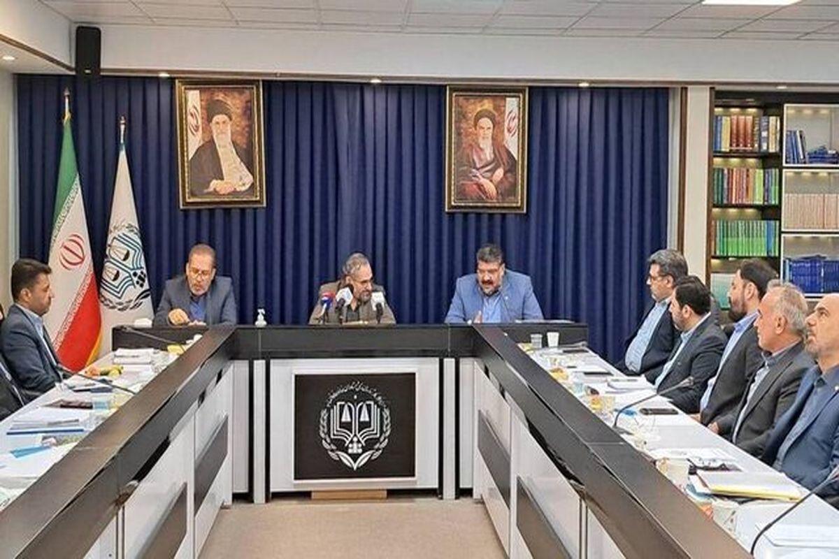 معاون حقوقی قوه قضاییه در دیدار با رئیس مرکز وکلا، کارشناسان رسمی و مشاوران خانواده